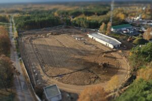 Centrum sportowo-rekreacyjne rośnie w oczach - Radio Kielce 30.10.2025. Piekoszów. Kompleks sportowo-rekreacyjny / Fot. Jarosław Kubalski - Radio Kielce