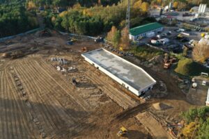 Centrum sportowo-rekreacyjne rośnie w oczach - Radio Kielce 30.10.2025. Piekoszów. Kompleks sportowo-rekreacyjny / Fot. Jarosław Kubalski - Radio Kielce