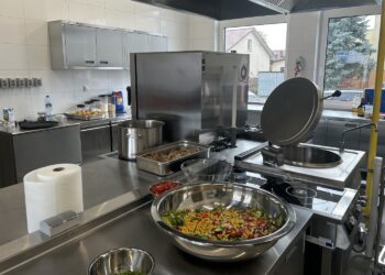 Kielecki Bank Żywności wspiera osoby bezdomne