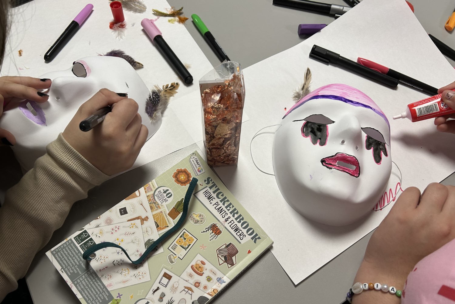 Maski inspiracją dla małych pacjentów