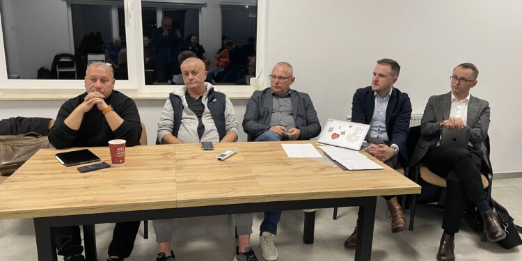 Sparta apeluje o pomoc. Klub walczy o dokończenie rundy jesiennej - Radio Kielce Sparta apeluje o pomoc. Klub walczy o dokończenie rundy jesiennej