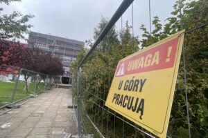 09.10.2025. Kielce. Termomodernizacja Szkoły Podstawowej nr 33 im. Ignacego Jana Paderewskiego w Kielcach / Fot. Jarosław Kubalski - Radio Kielce