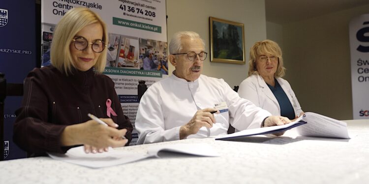 15.10.2025. Kielce. ŚCO. Konferencja / Fot. Jarosław Kubalski - Radio Kielce