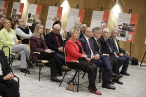 Walczyli z komunistycznym reżimem. Zostali odznaczeni - Radio Kielce