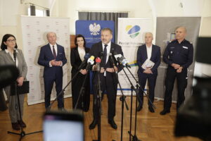 Minister sprawiedliwości odwiedził nasz region - Radio Kielce