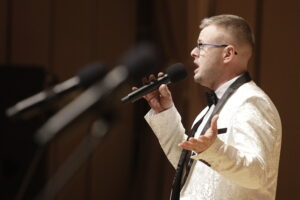 20.10.2025. Kielce. Filharmonia Świętokrzyska. Koncert charytatywny „Serca dla Dzieci” / Fot. Jarosław Kubalski - Radio Kielce