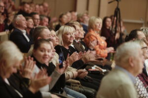 20.10.2025. Kielce. Filharmonia Świętokrzyska. Koncert charytatywny „Serca dla Dzieci” / Fot. Jarosław Kubalski - Radio Kielce