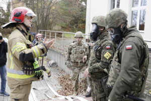 Strzały i atak terrorystyczny na kieleckiej Bukówce - Radio Kielce 29.10.2025 Kielce. Ćwiczenia służb Pyton 25 / Fot. Jarosław Kubalski - Radio Kielce