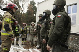 Strzały i atak terrorystyczny na kieleckiej Bukówce - Radio Kielce 29.10.2025 Kielce. Ćwiczenia służb Pyton 25 / Fot. Jarosław Kubalski - Radio Kielce