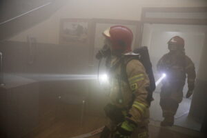 Strzały i atak terrorystyczny na kieleckiej Bukówce - Radio Kielce 29.10.2025 Kielce. Ćwiczenia służb Pyton 25 / Fot. Jarosław Kubalski - Radio Kielce