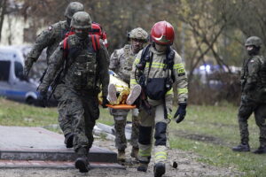 Strzały i atak terrorystyczny na kieleckiej Bukówce - Radio Kielce 29.10.2025 Kielce. Ćwiczenia służb Pyton 25 / Fot. Jarosław Kubalski - Radio Kielce