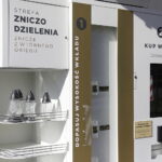 31.10.2025. Kielce. Zniczomat / Fot. Jarosław Kubalski - Radio Kielce