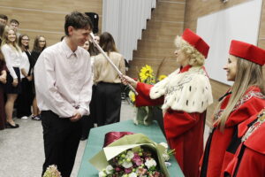 Odśpiewali Gaudeamus Igitur i zaczynają studia - Radio Kielce