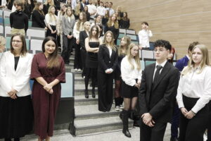 Odśpiewali Gaudeamus Igitur i zaczynają studia - Radio Kielce