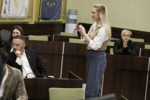 Kieleccy radni przeciw kredytowi na prawie 400 mln zł - Radio Kielce