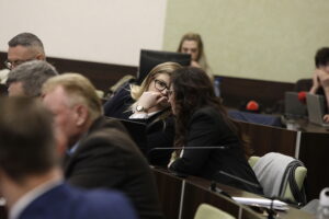 Kieleccy radni przeciw kredytowi na prawie 400 mln zł - Radio Kielce