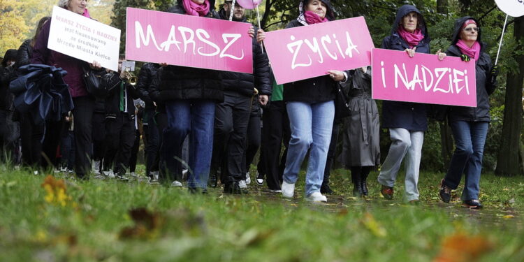 Amazonki zachęcały do badań profilaktycznych - Radio Kielce 11.10.2025 Kielce. Marsz Życia i Nadziei / Fot. Jarosław Kubalski - Radio Kielce