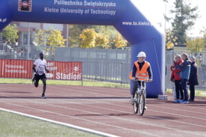15.10.2025 Kielce. Bieg o Puchar Rektora Politechniki Świętokrzyskiej / Fot. Jarosław Kubalski - Radio Kielce