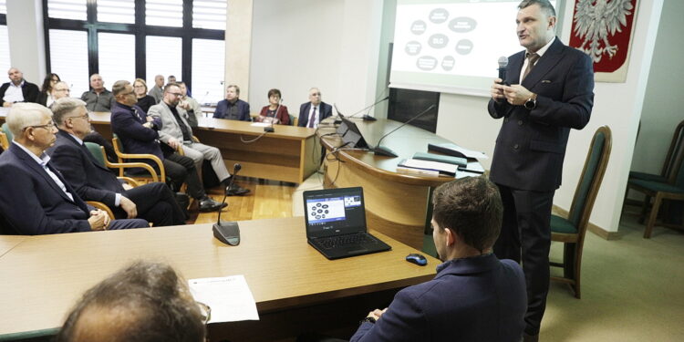 Kielecka uczelnia chce mieć biznes z wojskiem - Radio Kielce 16.10.2025. Kielce. Politechnika Świętokrzyska. Konferencja „Terotechnologia” / Fot. Jarosław Kubalski - Radio Kielce