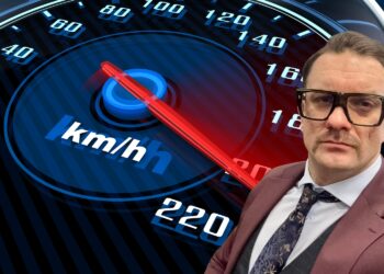 Mejza wydał oświadczenie. Deklaruje, że ureguluje mandat