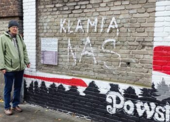 W Ostrowcu odsłonięto mural poświęcony bohaterom powstania styczniowego