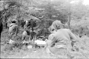 Historia zaklęta w zdjęciach. Klatka po klatce odkrywamy tajemnice - Radio Kielce Historia zaklęta w zdjęciach. Klatka po klatce odkrywamy tajemnice - Radio Kielce