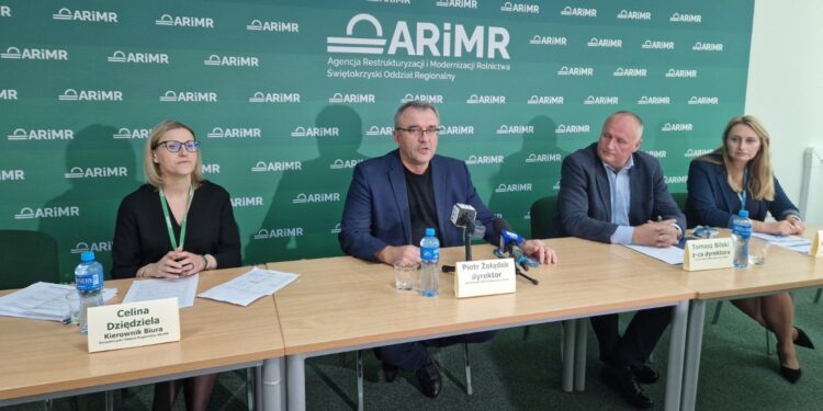 Pieniądze na rozwój gospodarstw już popłynęły - Radio Kielce Pieniądze na rozwój gospodarstw już popłynęły