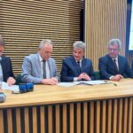 03.10.2025. Kielce. Kolejne samorządy z województwa świętokrzyskiego otrzymały pieniądze rządowe w ramach Programu Ochrony Ludności i Obrony Cywilnej / Fot. Izabela Mortas-Rubak - Radio Kielce