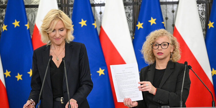 Status osoby najbliższej. Ujawniono szczegóły projektu - Radio Kielce Status osoby najbliższej. Ujawniono szczegóły projektu