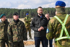 Poligon dronowy już działa! Czas na wojskowe satelity - Radio Kielce