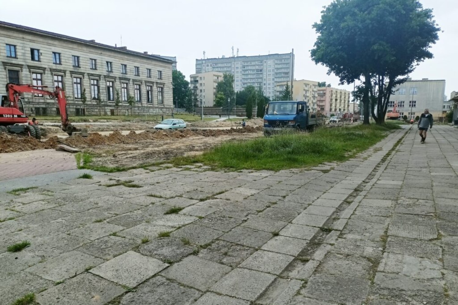 Skwer przy Al. Tysiąclecia w Skarżysku-Kamiennej / źródło: UM Skarżysko