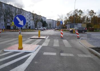 Zakończono przebudowę Alei Tysiąclecia w Skarżysku-Kamiennej - Radio Kielce Zakończono przebudowę Alei Tysiąclecia w Skarżysku-Kamiennej