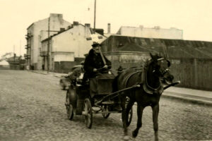 Historia kieleckich ulic. Paderewskiego - Radio Kielce Kielce. Ulica Paderewskiego. Lata 1939-1945 / źródło: fotopolska.eu