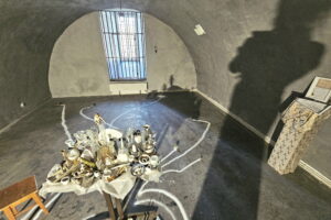 Sny i łzy. Historia artysty i świata, który go ukształtował - Radio Kielce