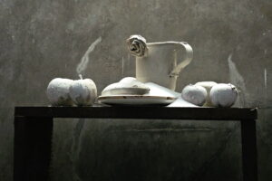 Sny i łzy. Historia artysty i świata, który go ukształtował - Radio Kielce