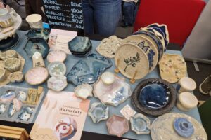 Agata Rejnowicz prowadzi własną pracownię ceramiczną w Kielcach / Fot. Marzena Smoręda - Radio Kielce