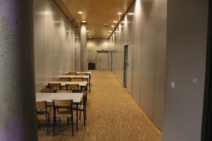 Bajkowa rewolucja w Pacanowie już trwa - Radio Kielce 28.11.2025. Europejskie Centrum Bajki w Pacanowie. Prace modernizacyjne / Fot. Marta Gajda-Kruk - Radio Kielce