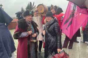 Święto Młodego Wina przyciągnęło turystów do Sandomierza - Radio Kielce 15.11.2025. Sandomierz. Święto Młodego Wina / Fot. Grażyna Szlęzak-Wójcik - Radio Kielce