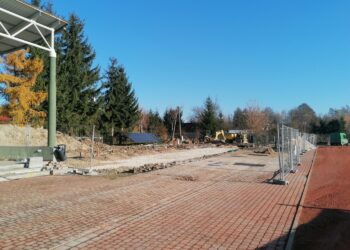 W Działoszycach powstaje nowy budynek sportowo-rekreacyjny