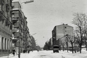 Historia kieleckich ulic. Paderewskiego - Radio Kielce Kielce. Ulica Paderewskiego. Lata 1960-1966. / źródło: facebook.com/kieleckieinwestycje