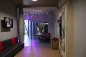 Bajkowa rewolucja w Pacanowie już trwa - Radio Kielce 28.11.2025. Europejskie Centrum Bajki w Pacanowie. Prace modernizacyjne / Fot. Marta Gajda-Kruk - Radio Kielce