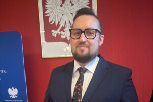 Niepodległość świętować będzie można aktywnie, ale i tradycyjnie - Radio Kielce 06.11.2025. Kielce. Świętokrzyski Urząd Wojewódzki. Konferencja dotycząca obchodów Święta Niepodległości / Fot. Izabela Mortas-Rubak - Radio Kielce