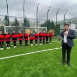 12.11.2025. Sandomierz. Otwarcie boiska wielofunkcyjnego przy Zespole Szkół Technicznych i Ogólnokształcących / Fot. Grażyna Szlęzak-Wójcik - Radio Kielce