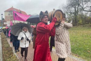 Święto Młodego Wina przyciągnęło turystów do Sandomierza - Radio Kielce 15.11.2025. Sandomierz. Święto Młodego Wina / Fot. Grażyna Szlęzak-Wójcik - Radio Kielce