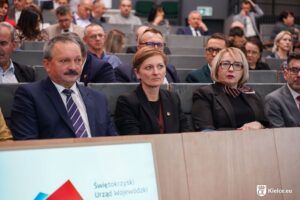 27.11.2025. Kielce. Świętokrzyski Urząd Wojewódzki. Spotkanie poświęcone realizacji Ustawy o ochronie ludności i obronie cywilnej / Fot. Urząd Miasta Kielce