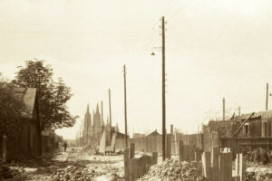 Kielce. Ulica Zagnańska. Lata 1956-1964. Wyburzanie tartaku rządowego / źródło: fotopolska.eu - szczepszarotka.pl