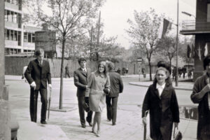 Historia kieleckich ulic. Paderewskiego - Radio Kielce Kielce. Ulica Paderewskiego. 1968 rok. Skrzyżowanie ulic Paderewskiego (wówczas ulicy Buczka) i Solnej / źródło: fotopolska.eu