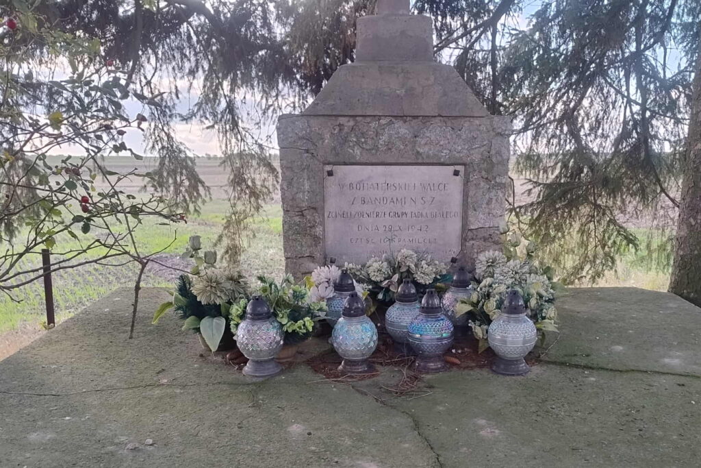 Pamięć o bandytach wygrała! - Radio Kielce Pamięć o bandytach wygrała! - Radio Kielce