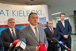 06.11.2025. Kielce. Starostwo Powiatowe. Konferencja nt. akcji „Paczka dla Rodaka na Wileńszczyźnie” / Fot. Marcin Marszałek - Radio Kielce