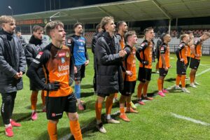 29.11.2025. Ostrowiec Św. Betclic 3. liga. KSZO 1929 Ostrowiec - Wisłoka Dębica / Fot. Kamil Król - Radio Kielce